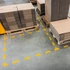 Kép 2/3 - Padlójelölő Talakzat DURABLE öntapadós 100x150 mm sárga 10 darabosnag